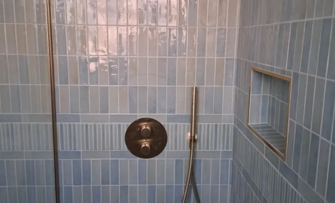 Pose de plusieurs formats de carrelage dans une habitation, Mérignies, FLOOR